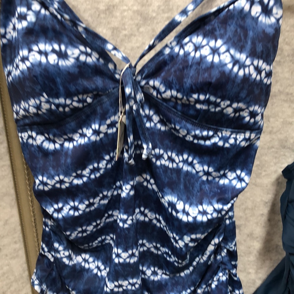 Blue Patterned and Solid Tankini Tops NWT - Picture 3 of 6